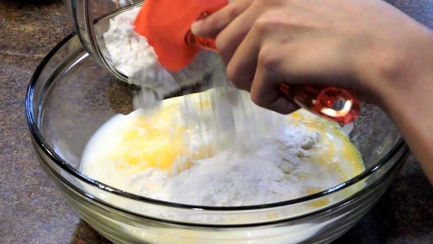 24Bite: mixing Gluten Free Bisquick into egg mixture