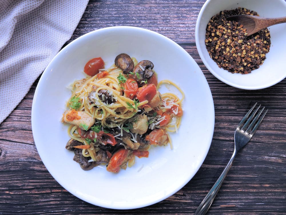 24Bite Recipe: Chicken Portobello and Grape Tomato Pasta Recipe by Christian Guzman