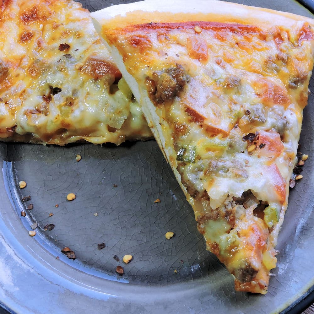 Cheeseburger With Everything Pizza Recipe 24bite Recipes