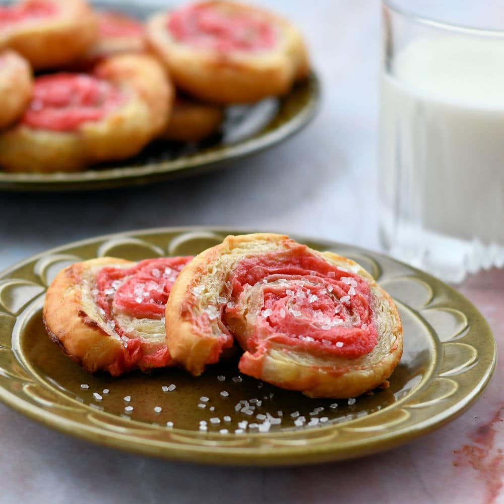 24Bite: Puff Pastry Raspberry Pinwheels Recipe by Christian Guzman