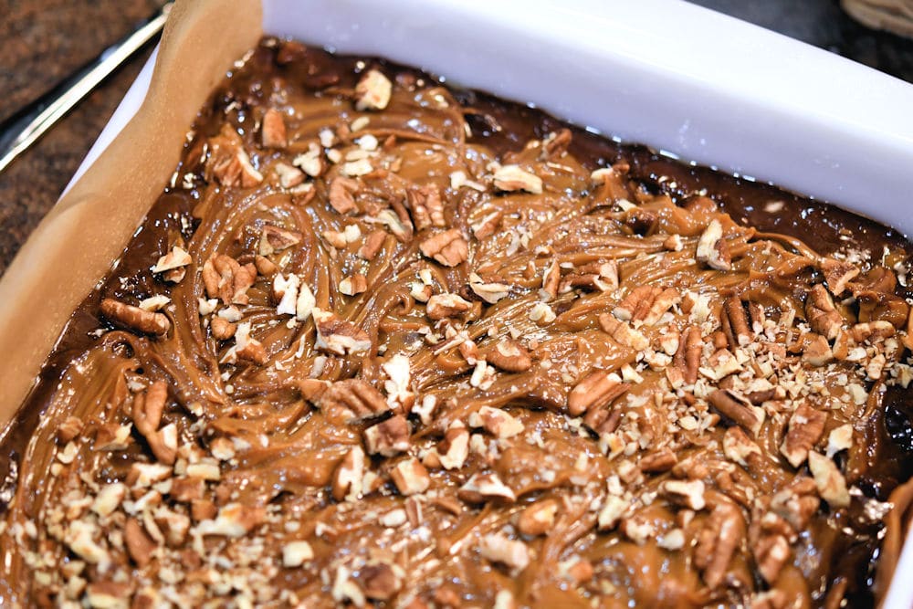 24Bite: Easy Brownies with Caramel Dulce de Leche Recipe by Christian Guzman