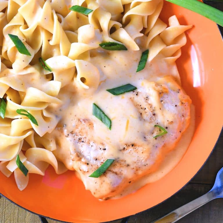Easy Chicken Dinner with Creamy Cheese Sauce