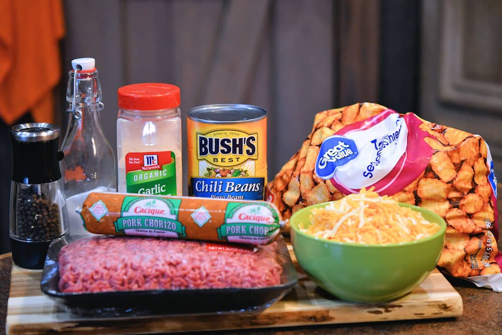 Chili Cheese Tater Tots Casserole 24Bite Recipes chili-cheese-tater-tots-casserole-24bite-recipes