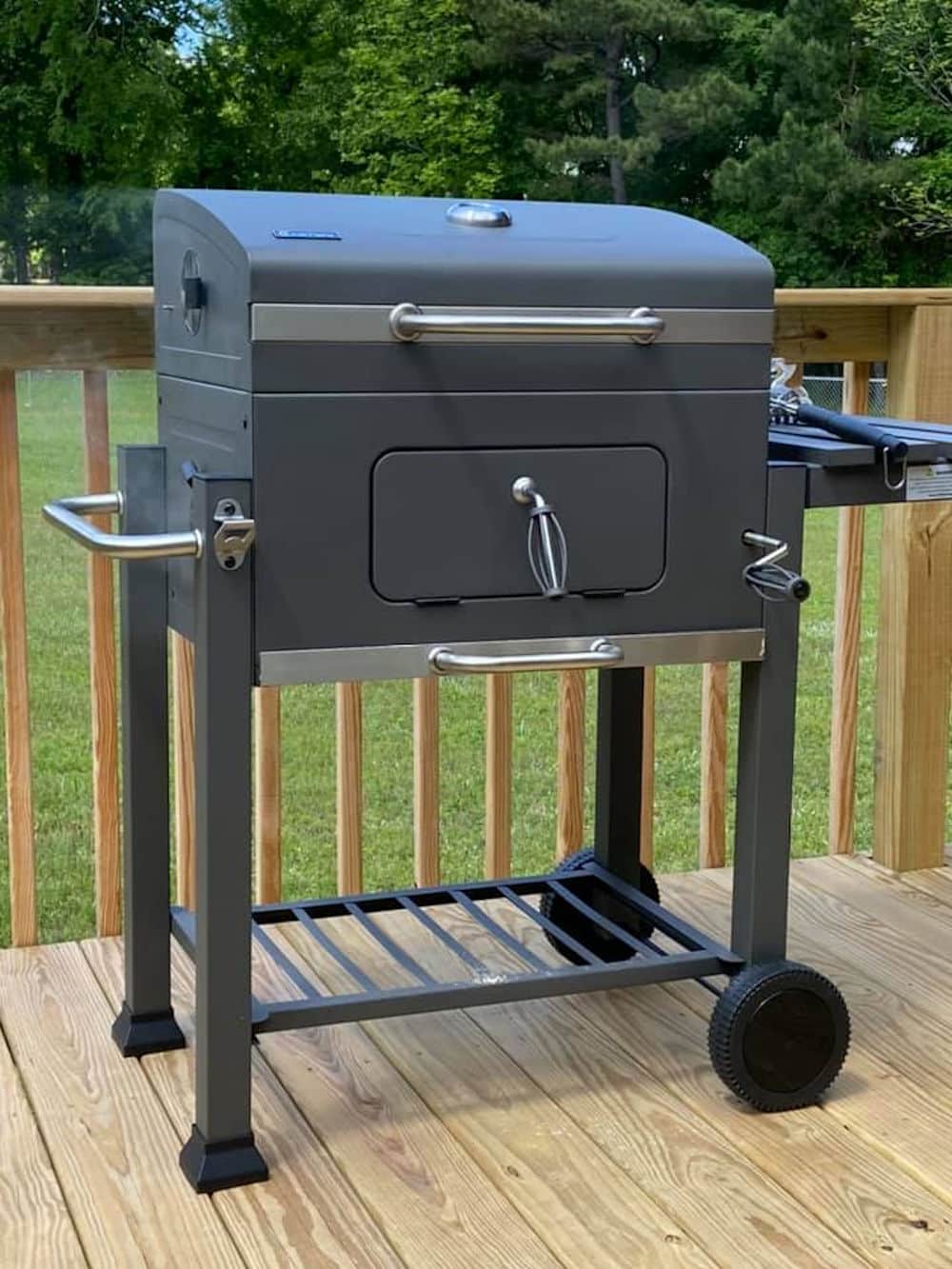 24bite: choosing a medium sized charcoal grill