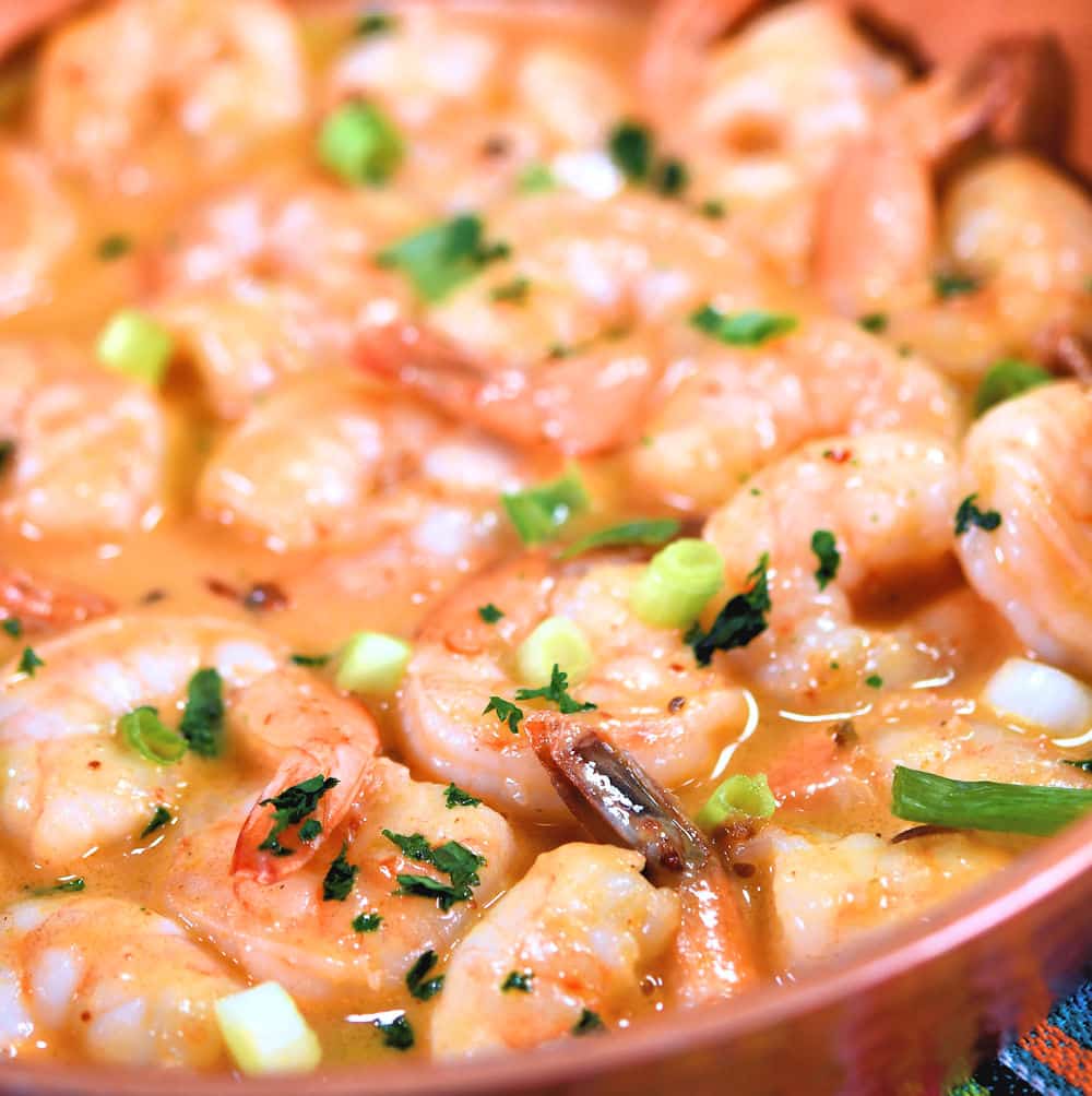 Closeup of cooked shrimp in skillet
