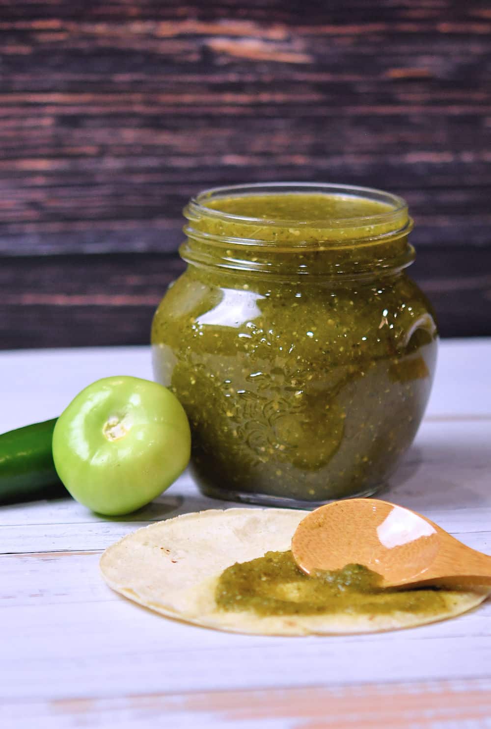 24Bite: Green Chiles Enchilada Sauce with tomatillos by Christian Guzman