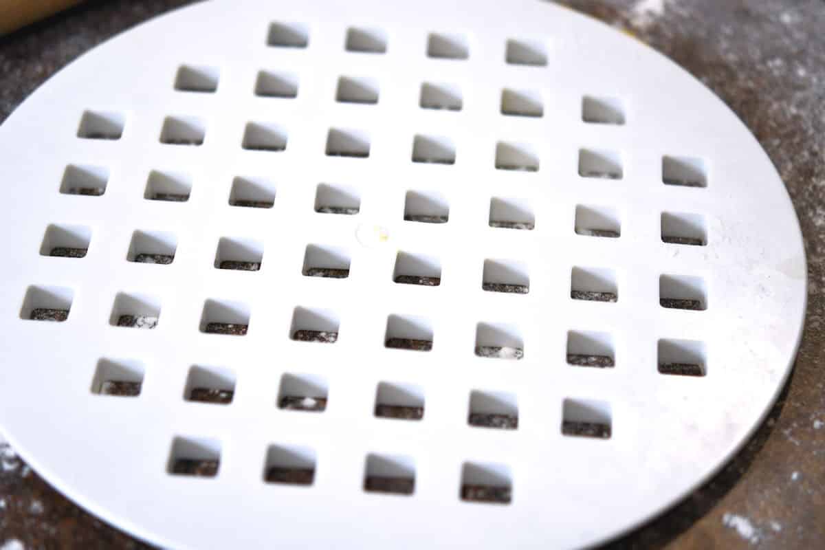 lattice crust template used to cut shapes into pie crust