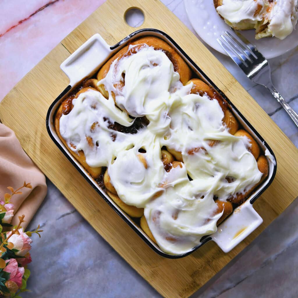 Strawberry Cream Cheese Cinnamon Rolls