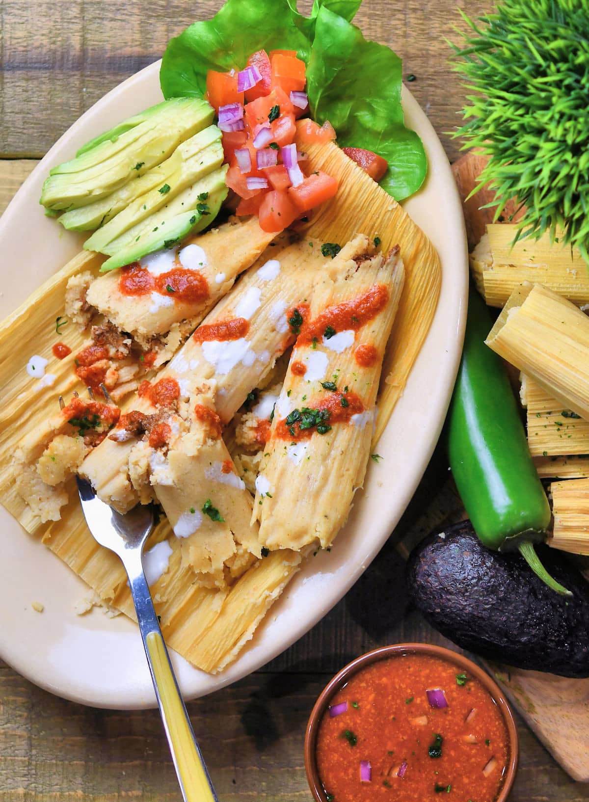 Spreading Tamale Masa www.TamaleSpreader.com 