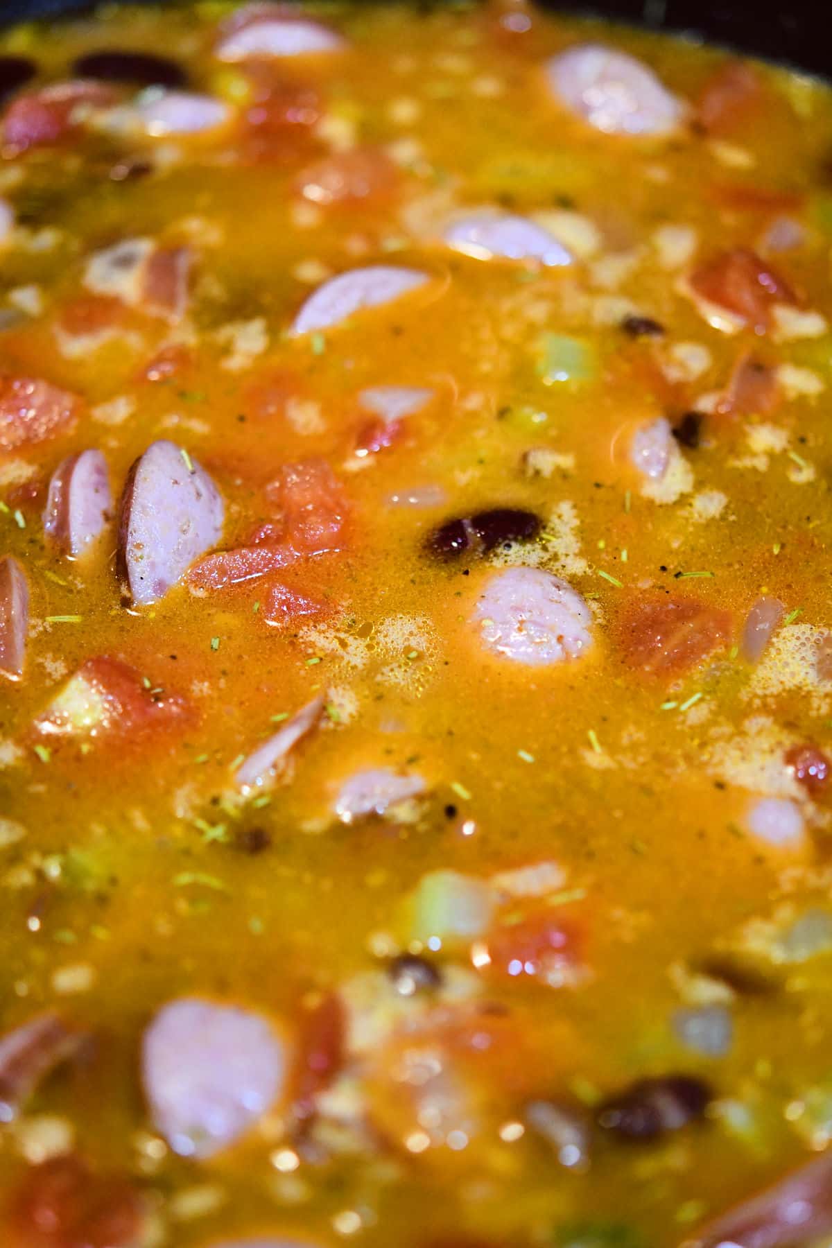 closeup of skillet, just starting to simmer