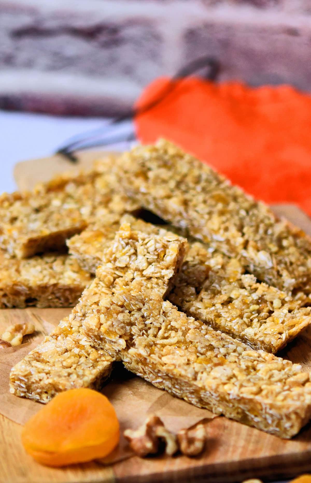 24Bite: Soft Granola Bars: Apricot and Walnut Recipe by Christian Guzman