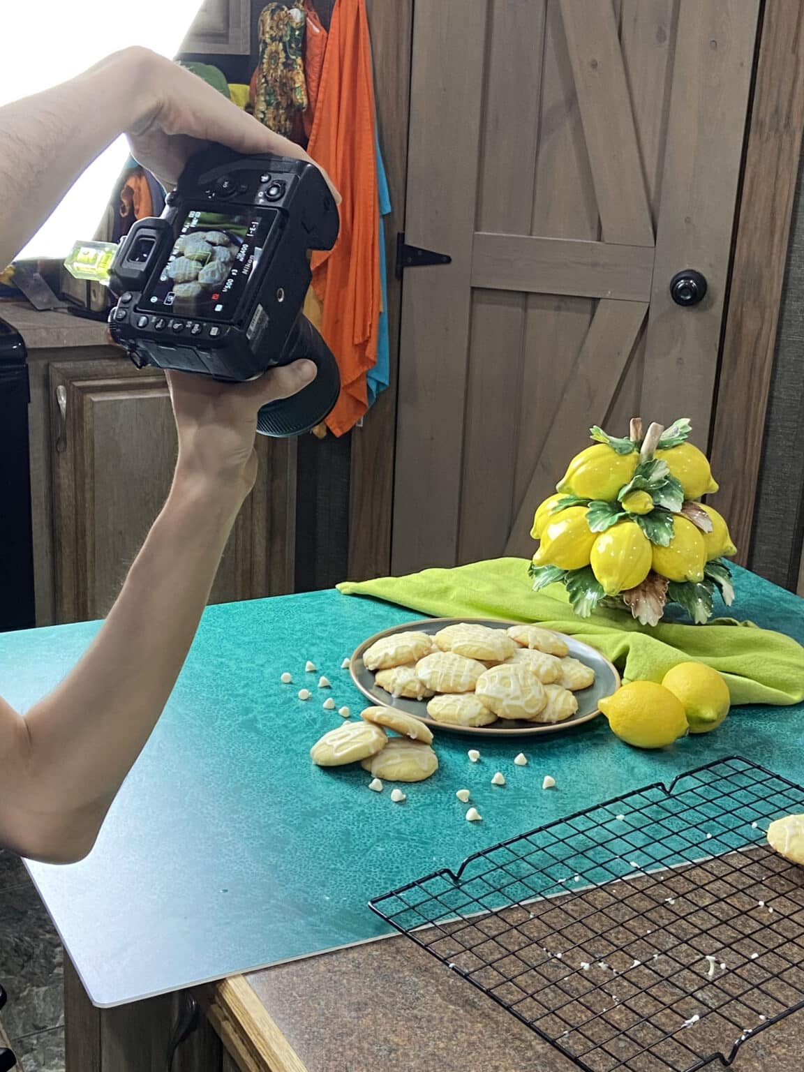 photo of Christian Guzman taking photos for 24Bite.com
