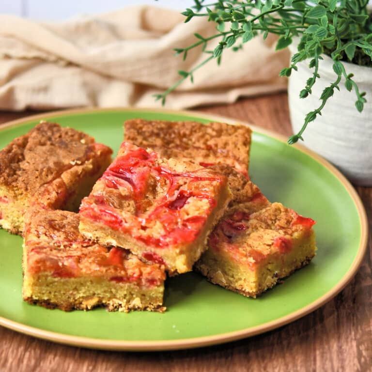 Raspberry White Chocolate Blondies Recipe